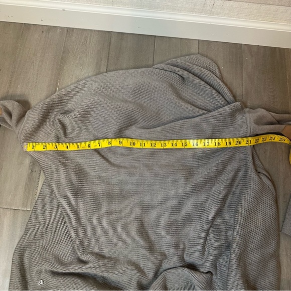 Lululemon Wrap It Up Sweater Heathered Storm Grey - Picture 10 of 10